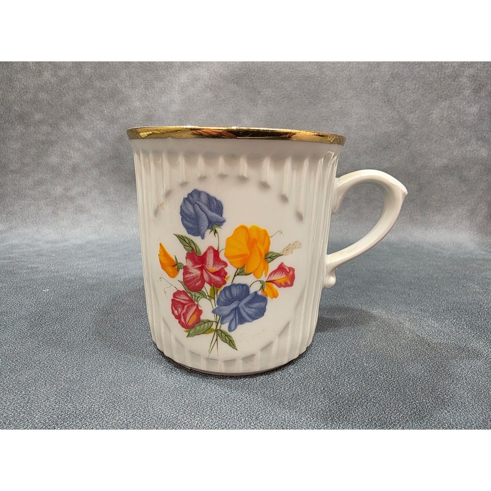 Original Bohemia Sweet Pea April Mug Floral White Porcelain Gold Rim Fluted